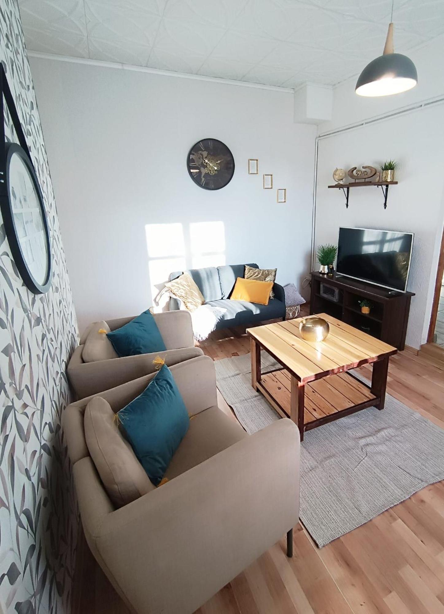Apartament 2 Bedrooms Center